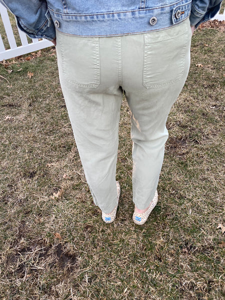 Get ready to experience the most comfortable, super soft sage tencel drawstring pants with pockets on both sides and back. Versatile and perfect to dress up or down. Elevate any look with our Sage Tencel Pants - an effortless blend of comfort, style, and convenience!