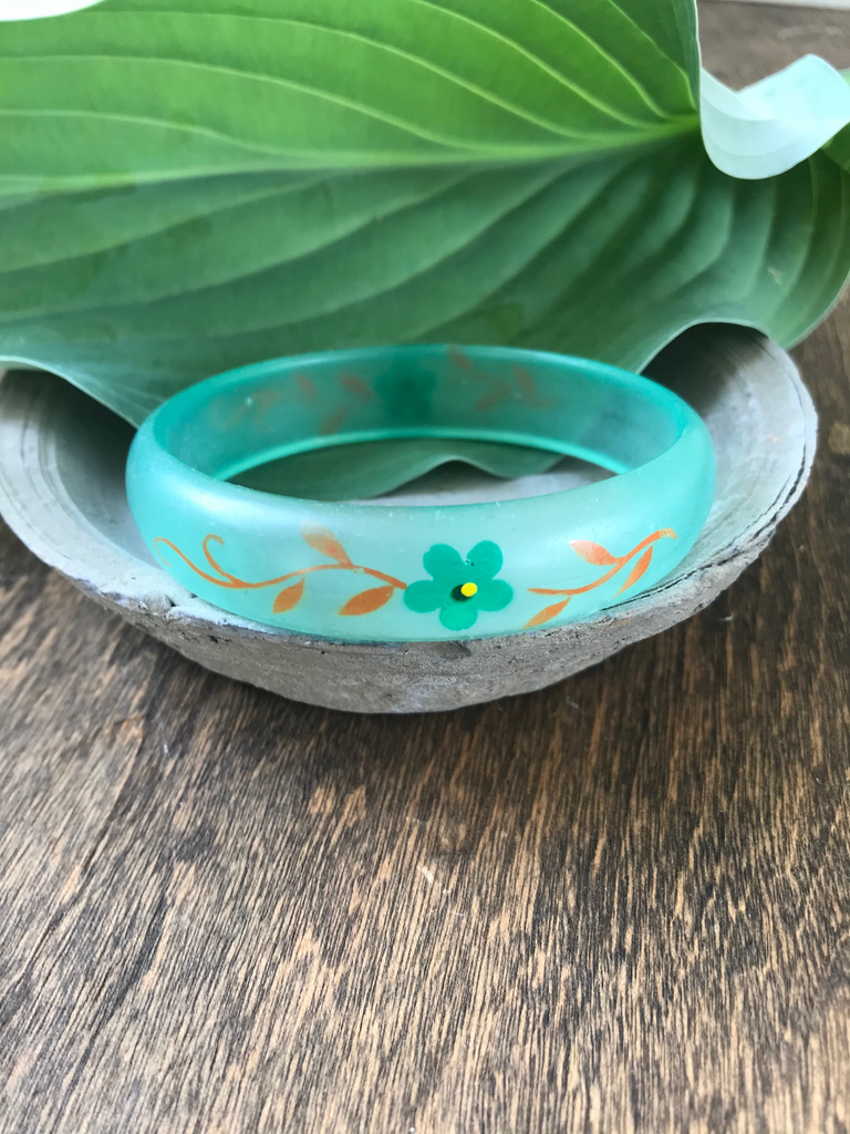 Vintage 2025 lucite bracelet